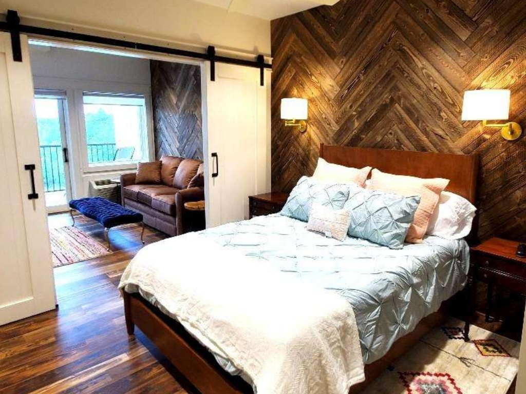 destination wedding lodging