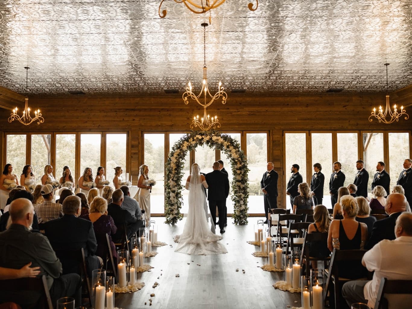 wedding ceremony arch